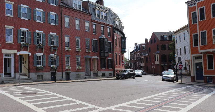 Is Fall the Right Time to Sell? What South Shore & Boston Sellers Need to Know